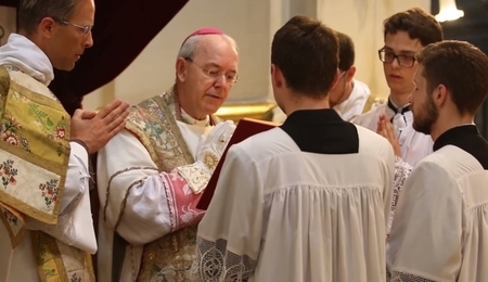 46764.jpg