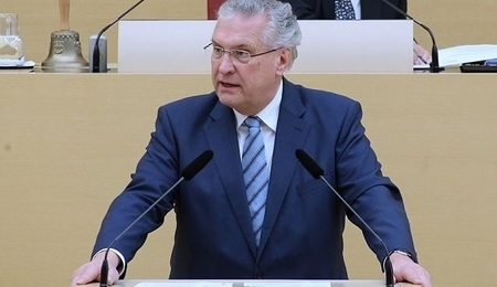 47004.jpg