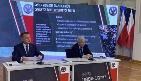 FCn4XgLXIAEkcix-1-e1635260725935.jpg