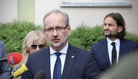 Adam-Niedzielski-8.jpg