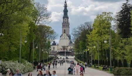Jasna-Gora-MBoguslaw-Pixabay.jpg