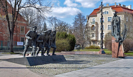 Marshal_Jozef_Pilsudski_monument_2008_design._Czeslaw_Dzwigaj_Pilsudski_street_Krakow_Poland-scaled-e1637072011948.jpg