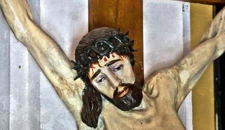 Crucifix-z-forum.jpg