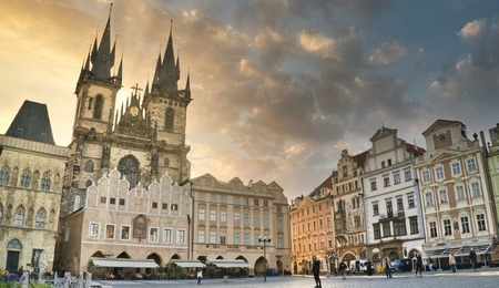 prague-g631a5f314_1920.jpg