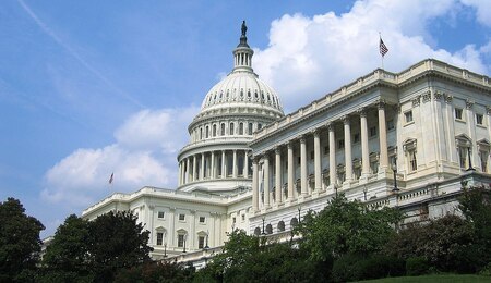 1200px-US_Capitol_South.jpg