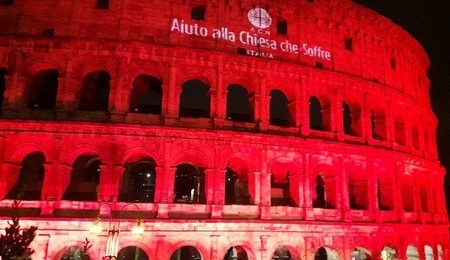 koloseum-red-week-vatican-news.jpg