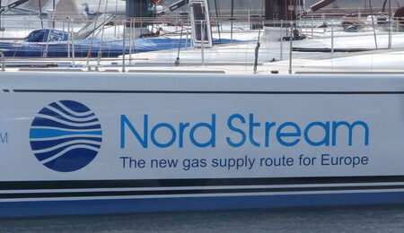 Spirit_of_Europe_Nord_Stream_Sign_Tallinn_19_May_2014-e1640870602484.jpg