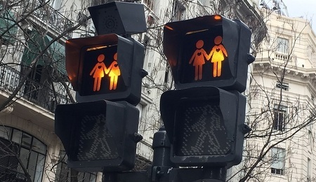 homo-swiatla-chiguy-pixa.jpg
