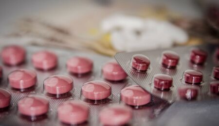 medications-gb170adefe_1920-e1657101196285.jpg