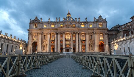 the-vatican-2139452_1920.jpg