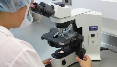 microscope-1817641_1920.jpg