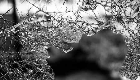 glass-984457_1920.jpg