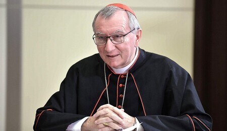 MeetingParolinPutinin2017_Pietro_Parolin.jpg
