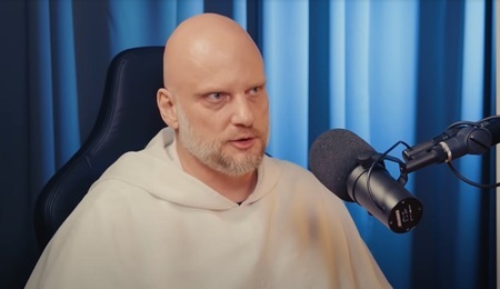 szustak.jpg