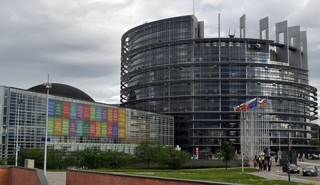 parlament-europejski-pixa.jpg