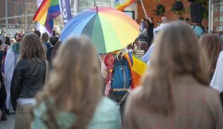 lgbt-4115612_1920.jpg