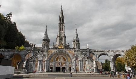 lourdes-pixa-.jpg