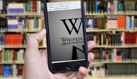 wikipedia-1802614_1920.jpg