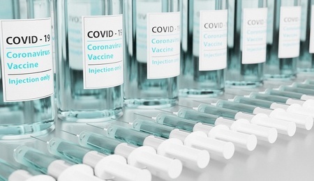 vaccine-5926664_1920.jpg