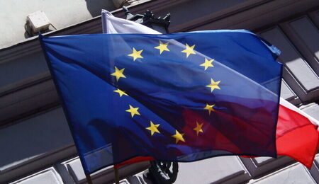 Flaga_UE-e1627910141273.jpg