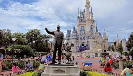 Mickey_and_Walt_Disney-e1632493662612.jpg