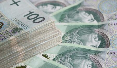 money-4027746_1280-e1631889026688.jpg