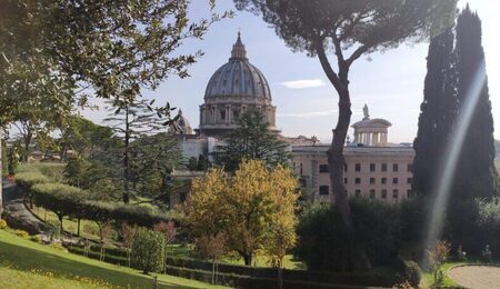 rome-italy-vatican-basilica-building-monument-1615748-pxhere.com_-scaled-e1666891674435.jpg