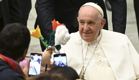 mid-epa10334083-e1669707596485.jpg