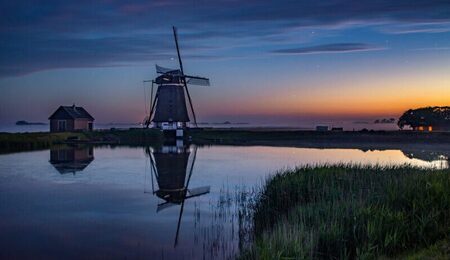 windmill-3882040_1920-e1669791433938.jpg
