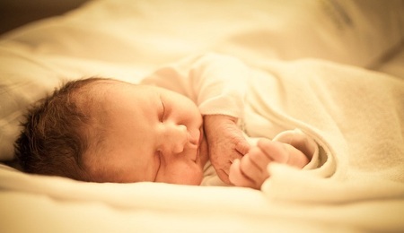 Sleeping_newborn_infant.jpg