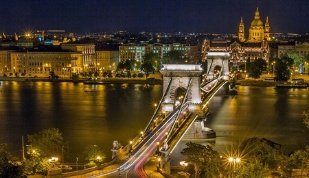 budapeszt-pixa-Bergadder.jpg