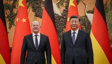 XIScholz.jpg
