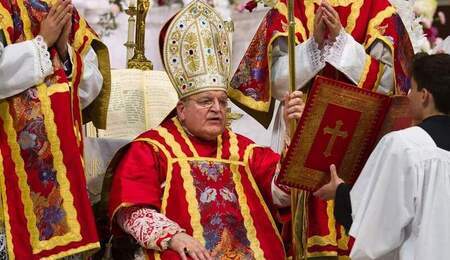 Cardenal_Burke.jpg