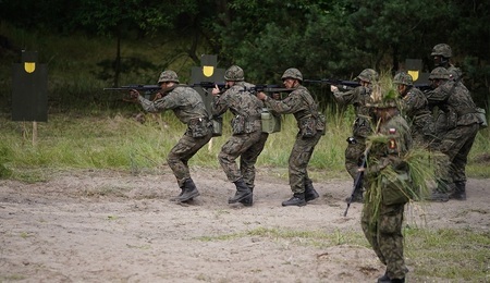 MON-1.jpg
