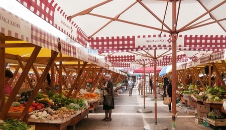 Market_Zadar_P1080719.jpg