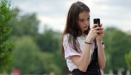 girl-5425872_1920-e1670139993293.jpg