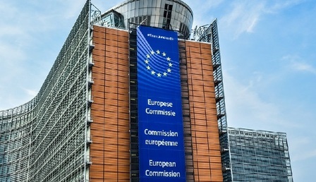 komisja-europejska-pixa-dimitrisvetsikas1969.jpg