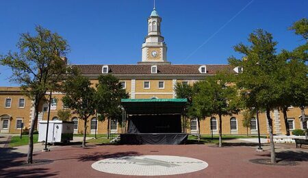 University_of_North_Texas_September_2015_14_Hurley_Administration_Building-e1646385567234.jpg