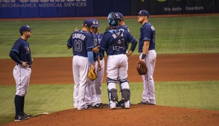 baseball-ge3aa7f92b_1920-e1654599472209.jpg
