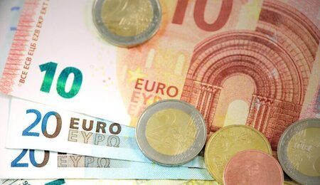 euro-g716eff11d_1920-e1655906087406.jpg