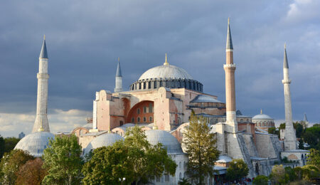 Hagia_Sophia_228968325-e1654539335803.jpeg