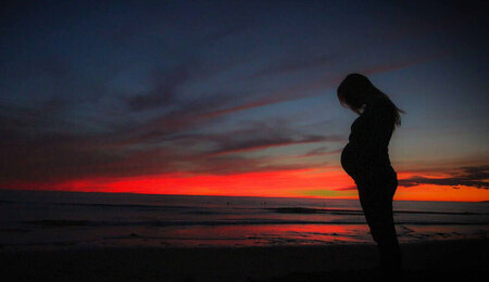 pregnant-g194f77d6d_1920-1.jpg