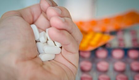 hand-petal-finger-food-child-medicine-986141-pxhere.com_-scaled-e1657119702850.jpg