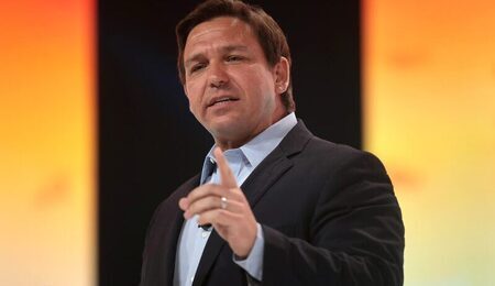 Ron_DeSantis_51326400547-e1659269309173.jpg