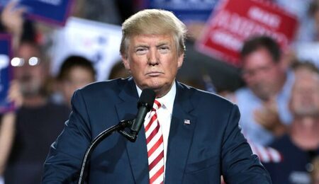 Donald_Trump_29496131773-e1657534800705.jpg
