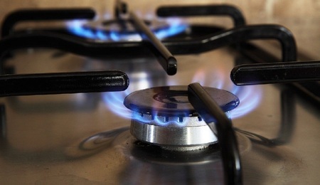 gaz-public-domain-pictures-pixa.jpg