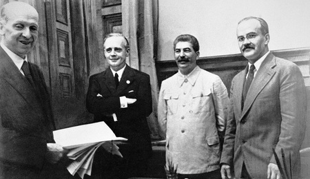 Ribbentrop-Molotow.jpg