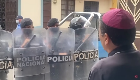 Alvarez-e1661866708589.png