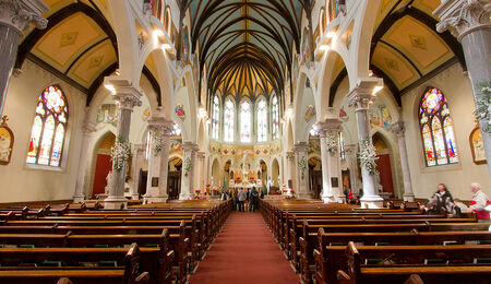 1200px-Inside_the_Church_of_Our_Lady_Immaculate_Guelph.jpg