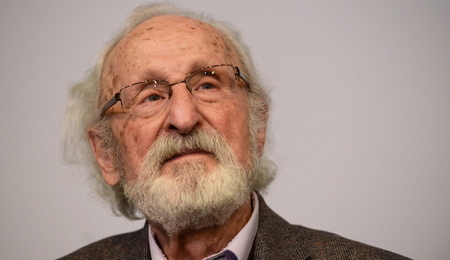mid-22923458-2.jpg